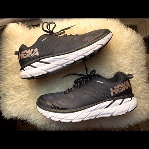 HOKA Clifton Women’s Shoes
